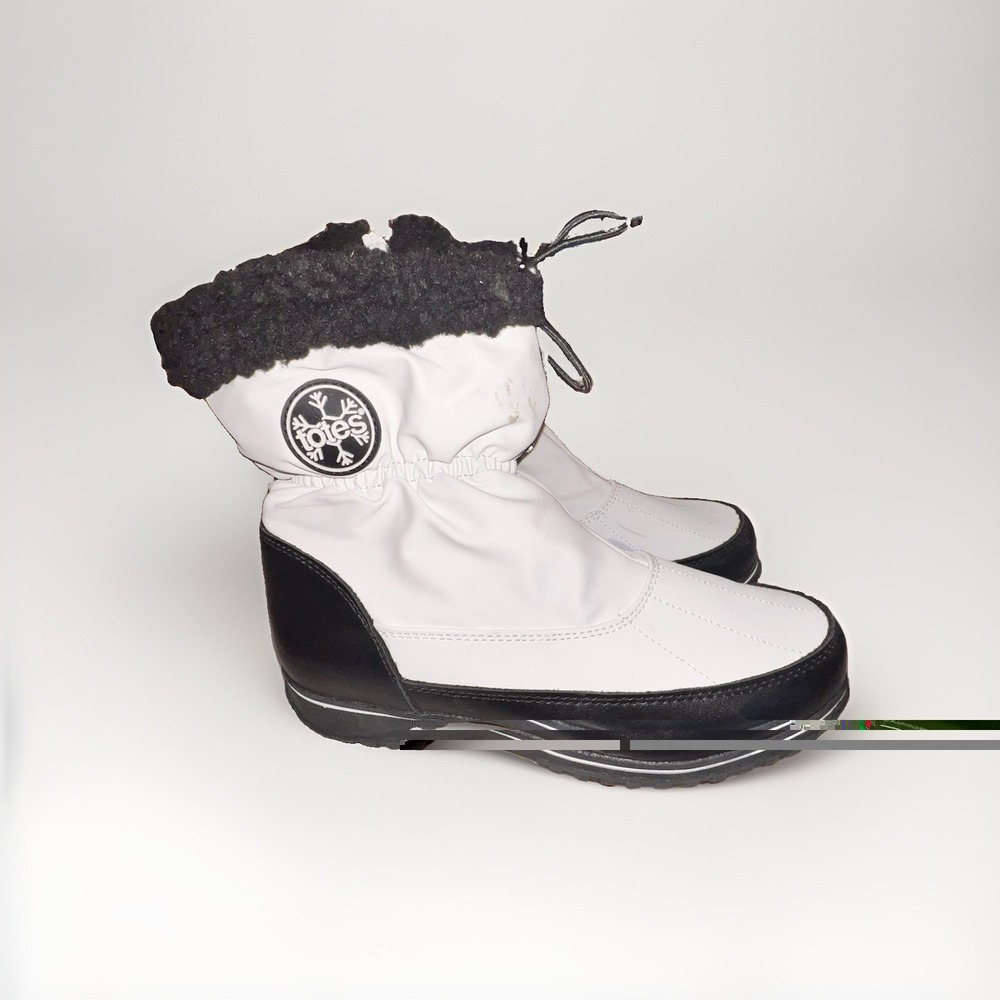 Totes WATERPROOF WHITE THERMOLITE CORE Woman's 7 M SNOW Winter Boots NEW